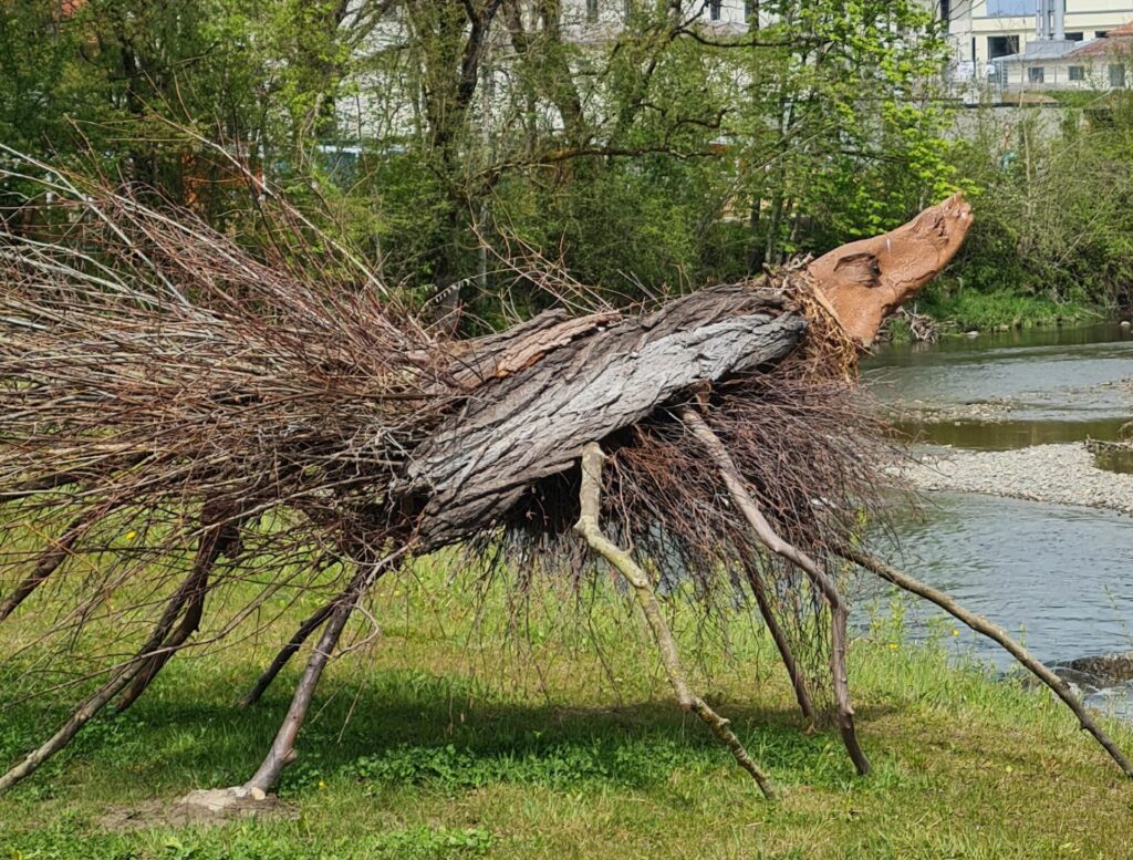 Tree animal, Kunstwerk von Michael Hoedjes